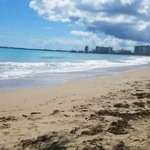 https://beach-front-apt-4-at-isla-verde-tower.comcaribbean.com
